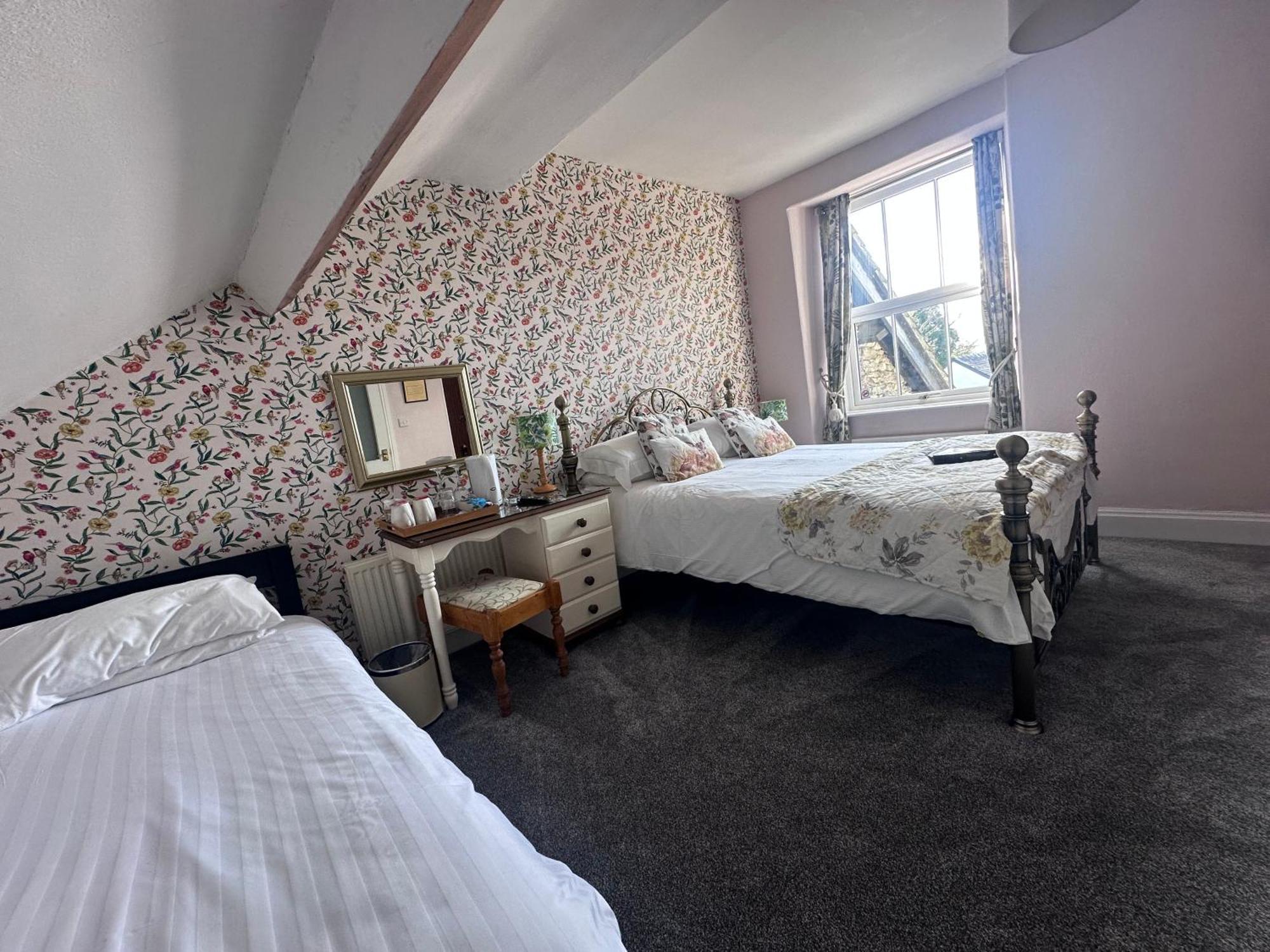 Kirkwood Guest house